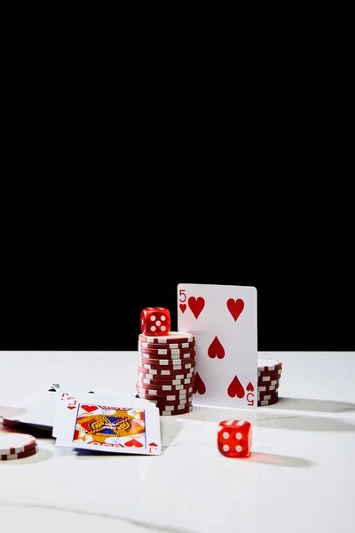 Pragmatic Play live blackjack table with dealer, cards, and betting interface